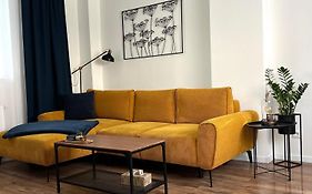 Apartment R&L Lazovna Apt 1 - City Centre And Free Private Parking